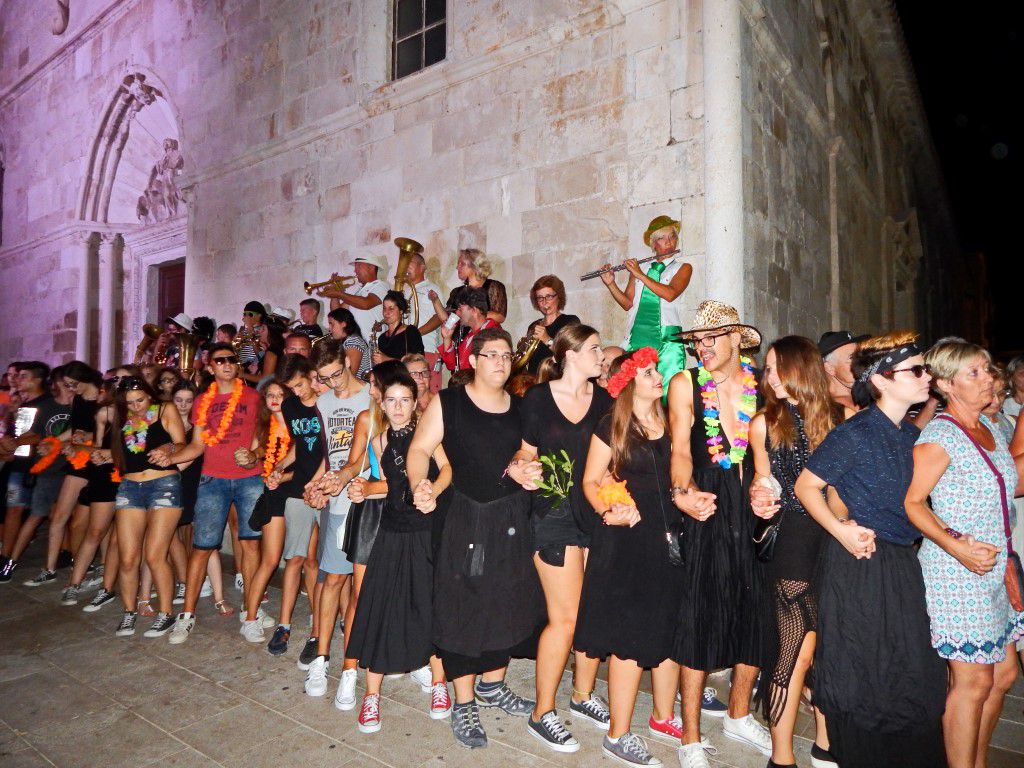 paški karneval paški ljetni i zimski karneval
